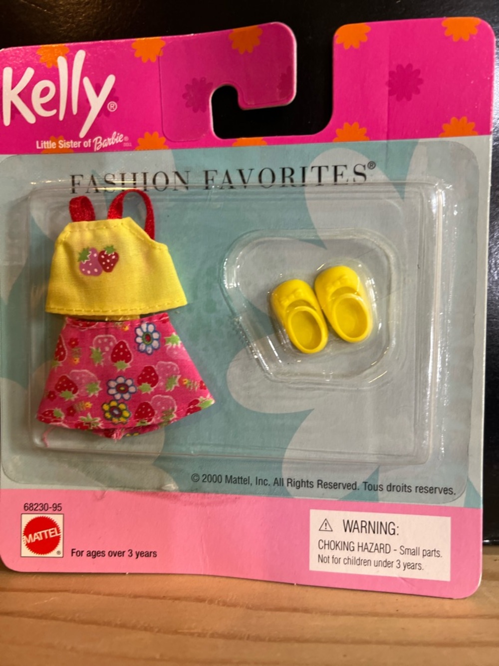 Barbie Kelly Strawberry Dress & Yellow Shoes - Fashion Favorites